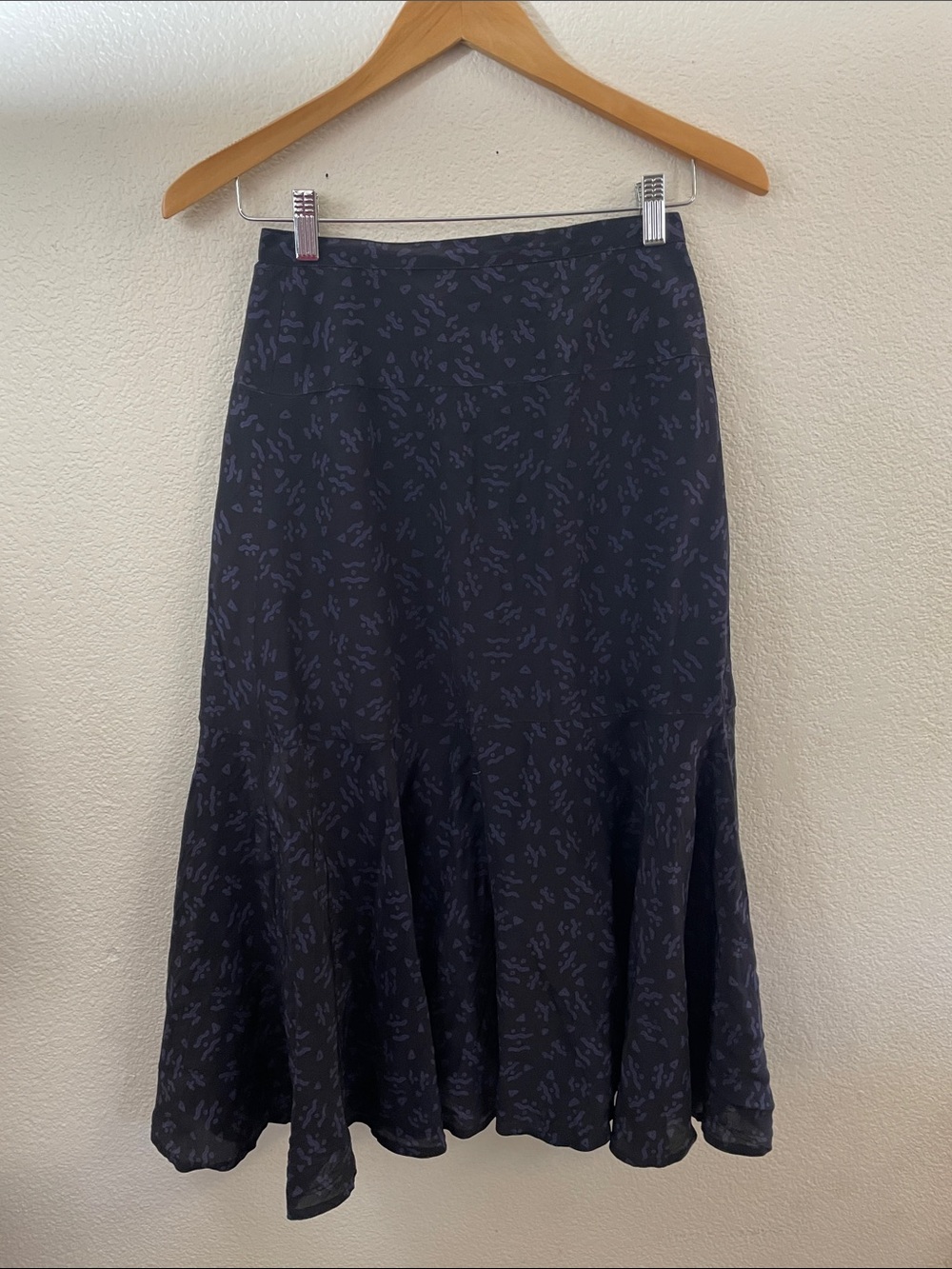 Chloé black purple 100% silk France A-Line Midi Skirt Classic luxury S 26x32